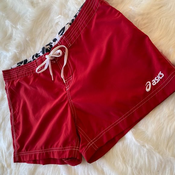 Asics Red & White Running Training Athletic Short Shorts NWOT Women's Size M - Picture 3 of 14